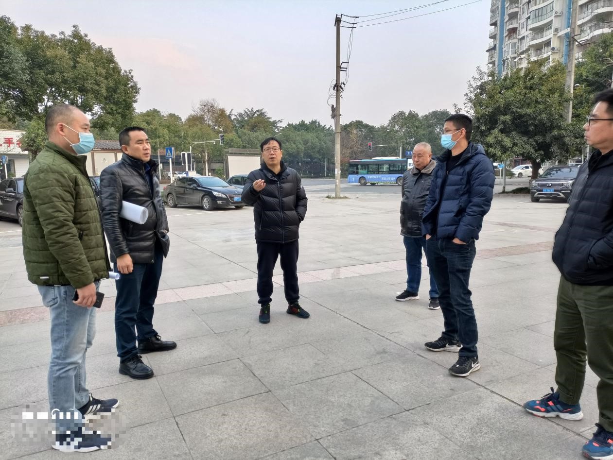 范一洲调研.jpg 范一洲调研.jpg