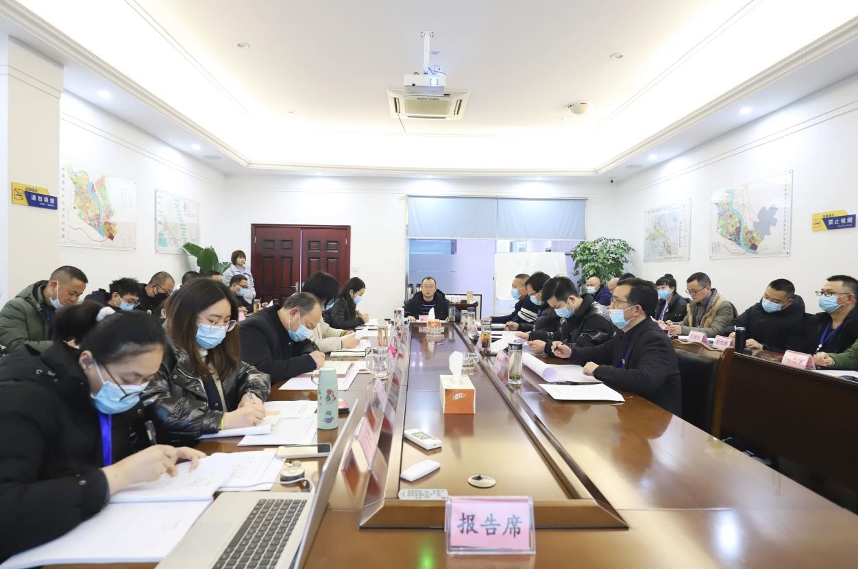 1.27 晒出成绩单 思干谋新篇1.jpg